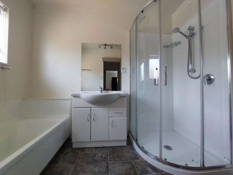 108 Amberley Avenue Highbury_20