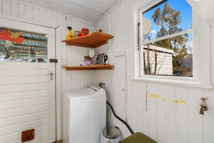 21 Hythe Street Lumsden Surrounds_12