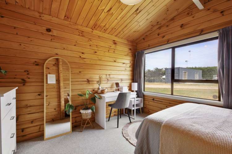 20 Pears Road Sefton_18