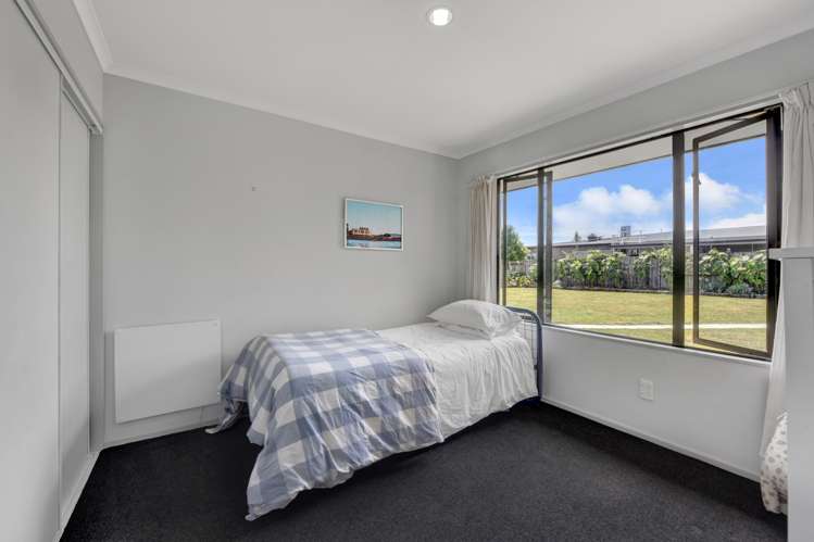 9 Ashdonleigh Grove Stoke_11