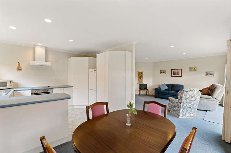 57/17 Redwood Close Paraparaumu_8