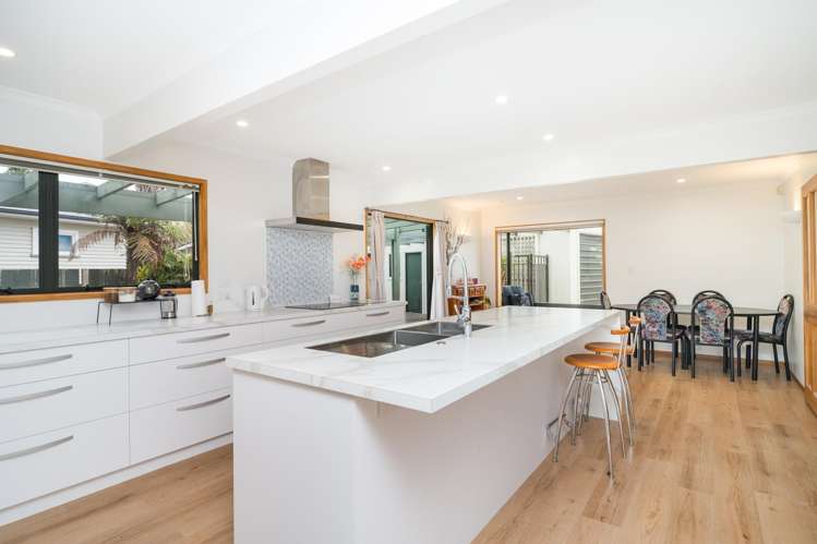 15 Kent Crescent Awapuni_3