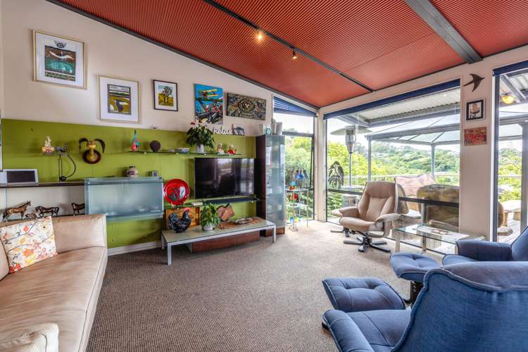 8 Beresford Avenue Surfdale_4