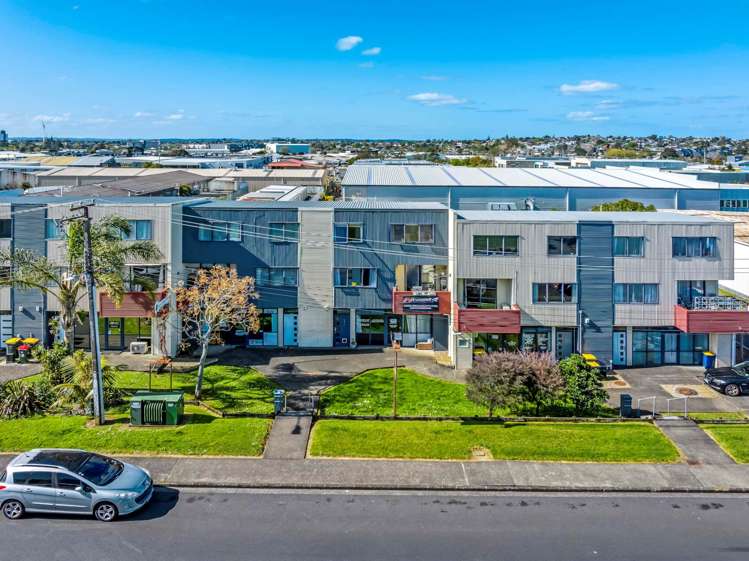 2a/12 Corban Avenue Henderson_10