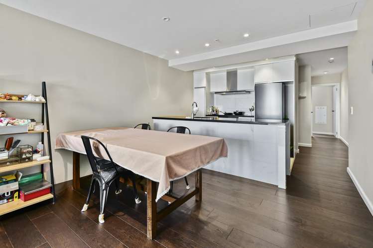 1019/41 Beach Road Auckland Central_14