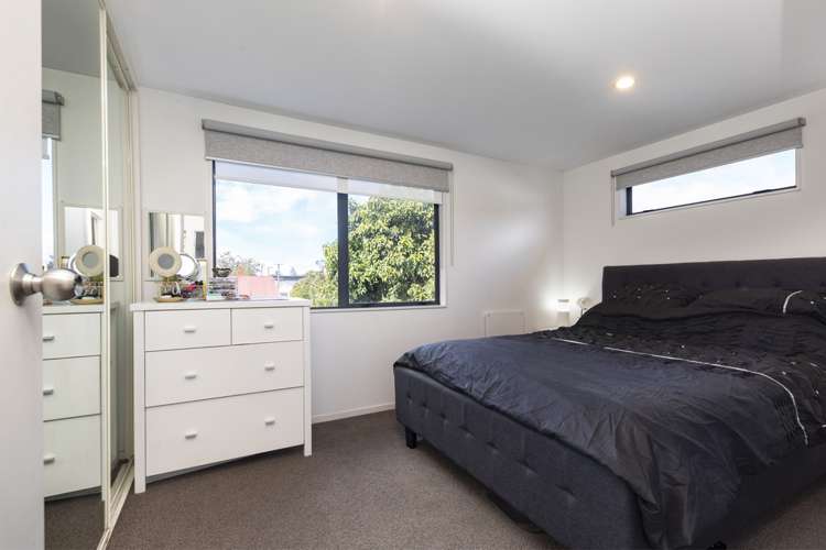 8/8 Soljak Place Mount Albert_9