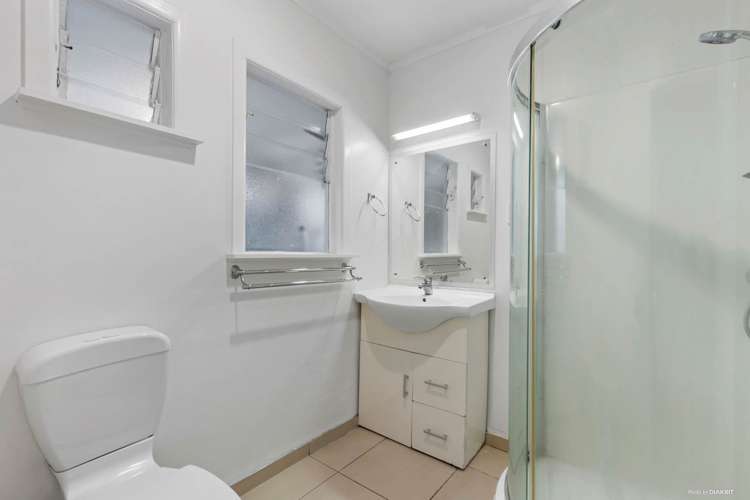 2/191 Onewa Road Birkenhead_12