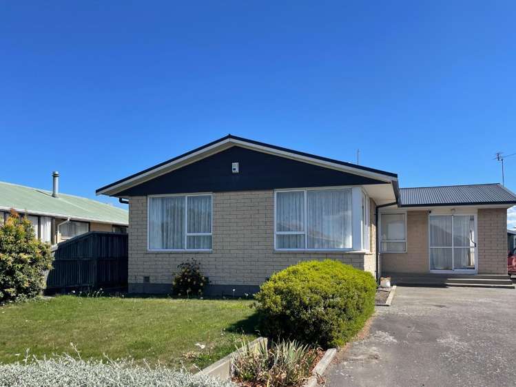 62 Oriana Crescent Hornby_0