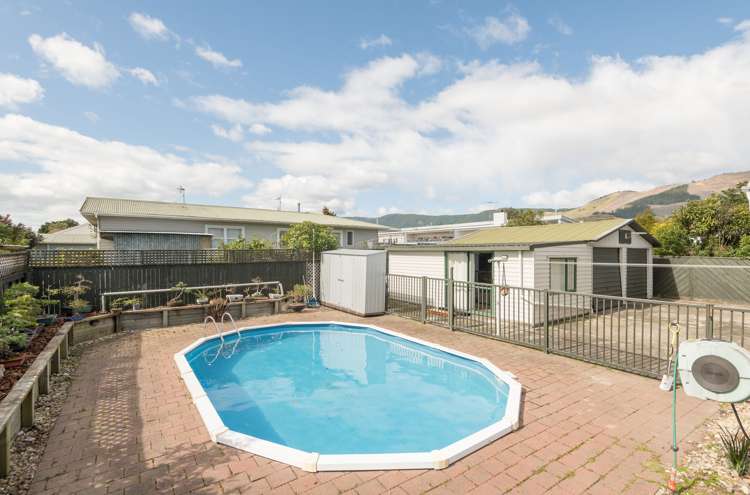 50 Farnham Drive Richmond_4