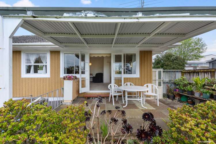 1/60 Elliot Street Howick_8