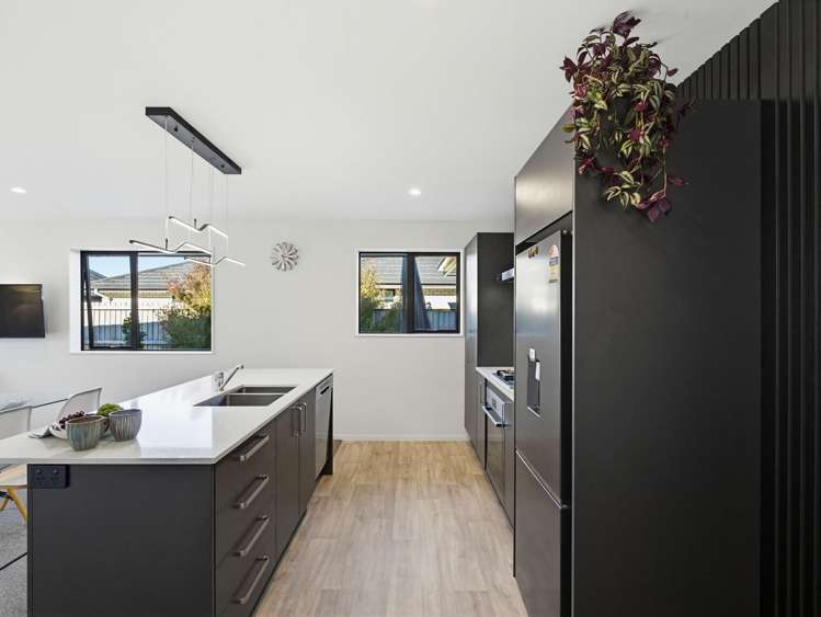 17 Agathis Crescent_4