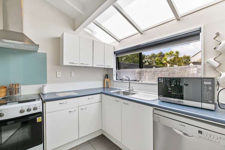 4/24 Beswick Place Birkdale_9