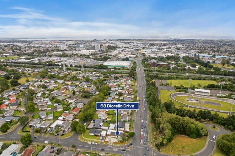 68 Diorella Drive Clover Park_15