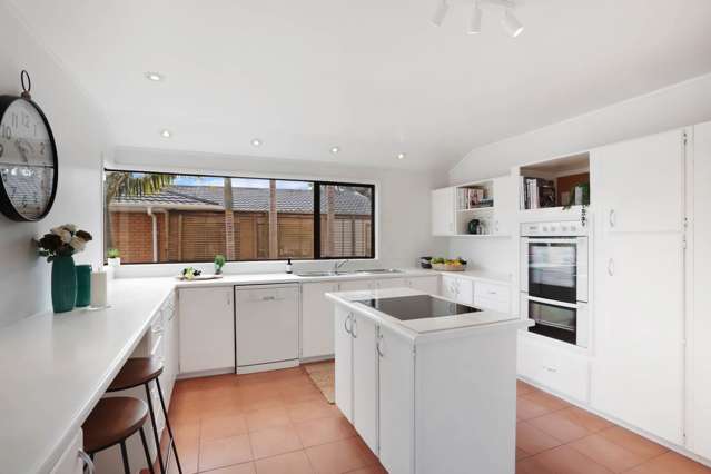 15 Petrel Place Massey_2