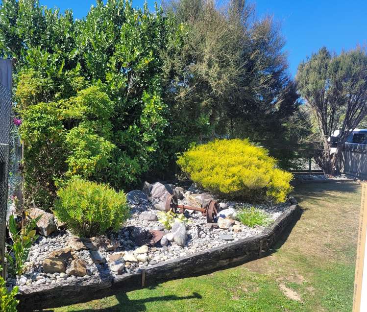 7 Main Street Reefton_14