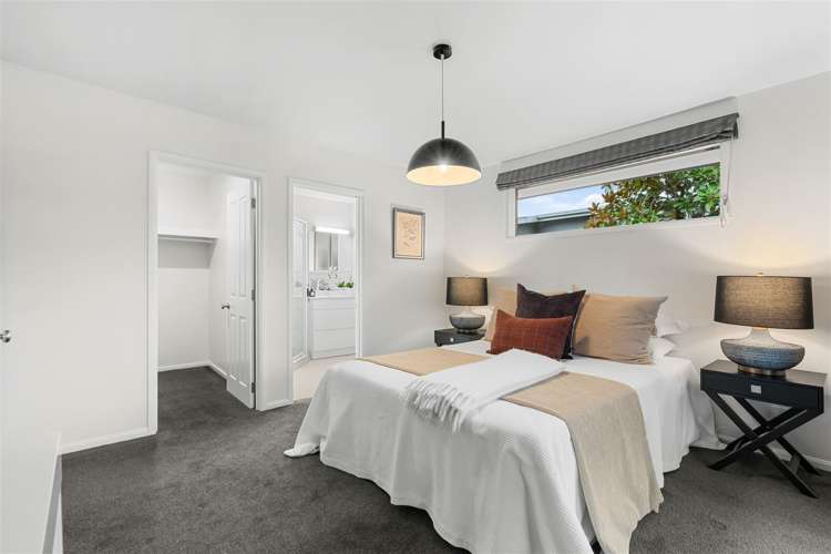 11 Gilders Grove Heathcote Valley_10