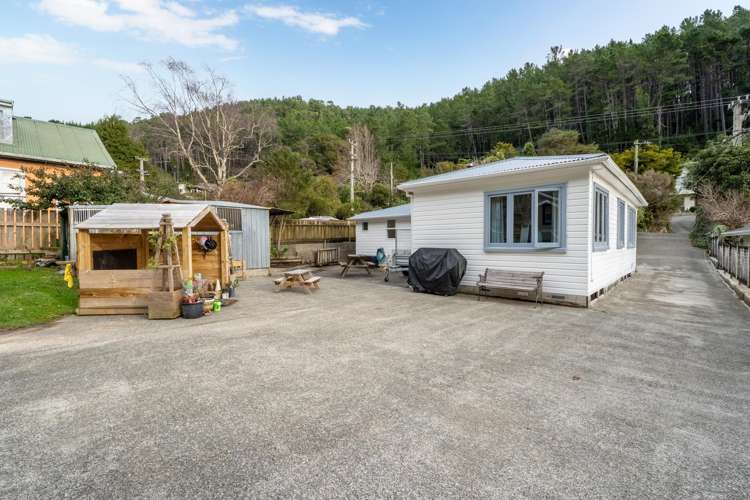 35 Elmslie Road Pinehaven_21