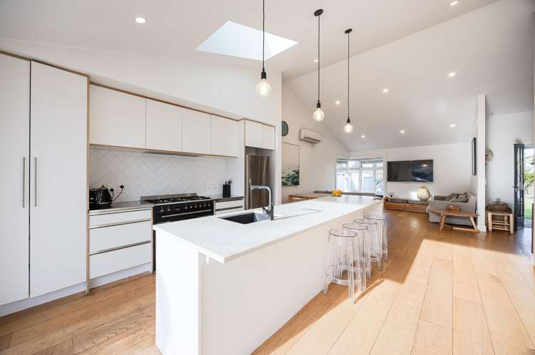 9 Ocean View Road Hillcrest_3
