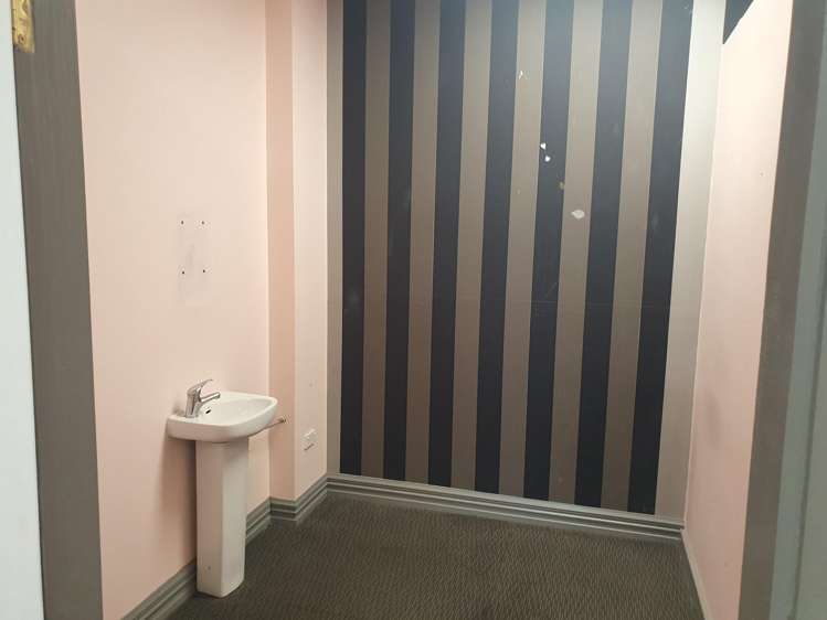 12 Devon Street West New Plymouth_11