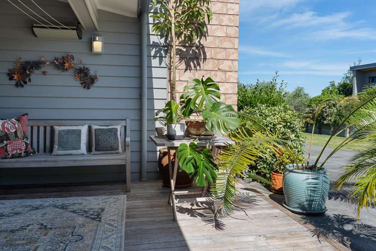 70 Walu Lane Matapouri_27