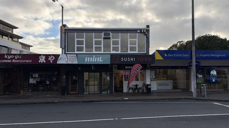 Shop 3,424 Lake Road_0