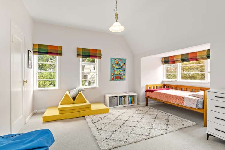 34 Penrose Street Woburn_11