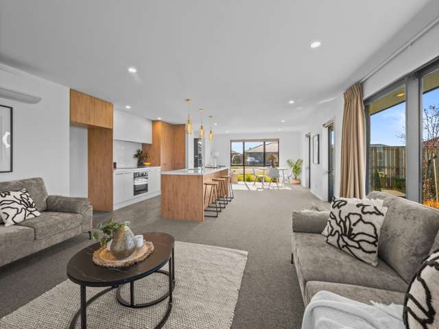 23 Strowan Avenue Elgin_4