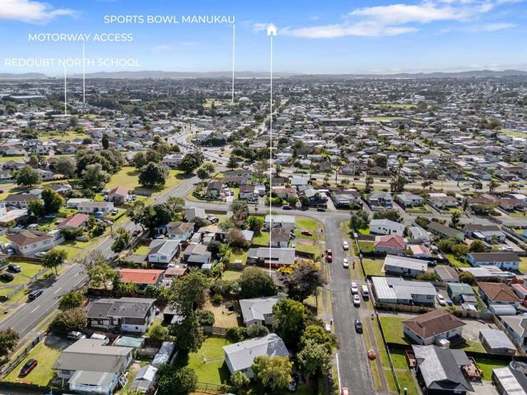 The auction reserve for 48 Darnell Crescent, in Auckland's Clover Park, has been set at $400,000 - well below its RV of $740,000. Photo / Supplied