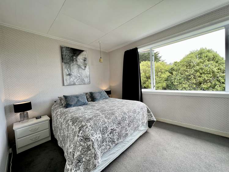 38 Moana Street Riverton_18