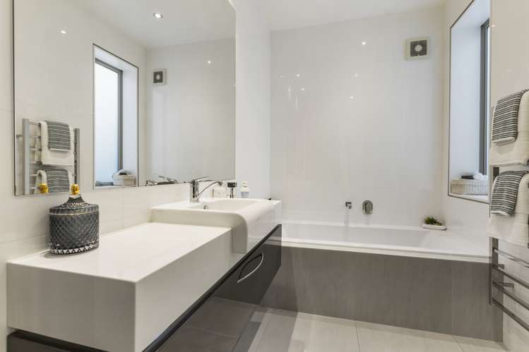 4a Beach Road Castor Bay_21