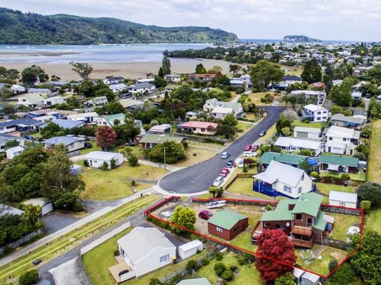 110 Ngati Pu Place Whangamata_7