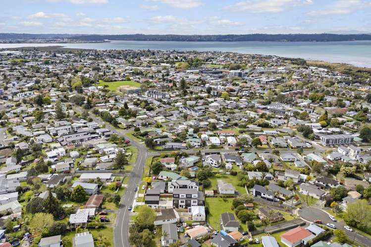 61 Gloria Avenue Te Atatu Peninsula_26