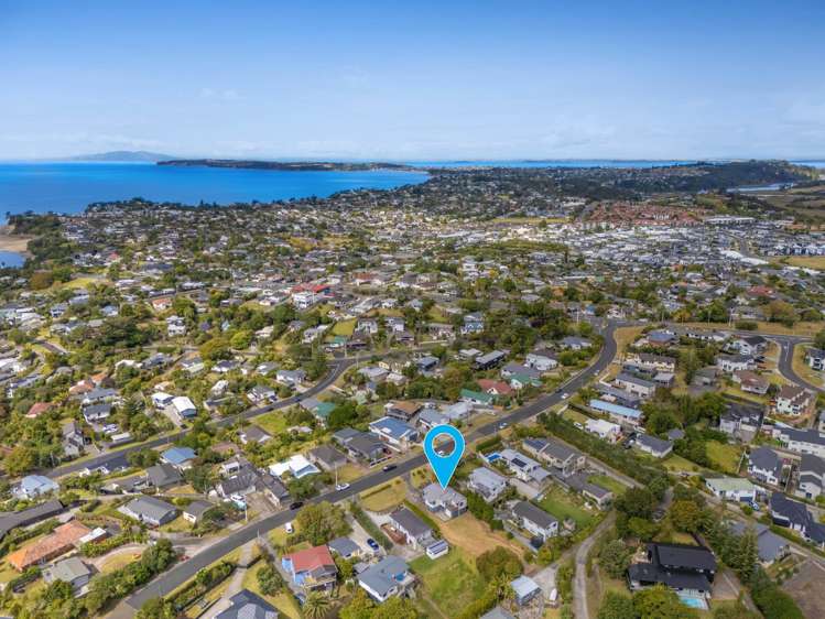 22 Moffat Road Red Beach_27