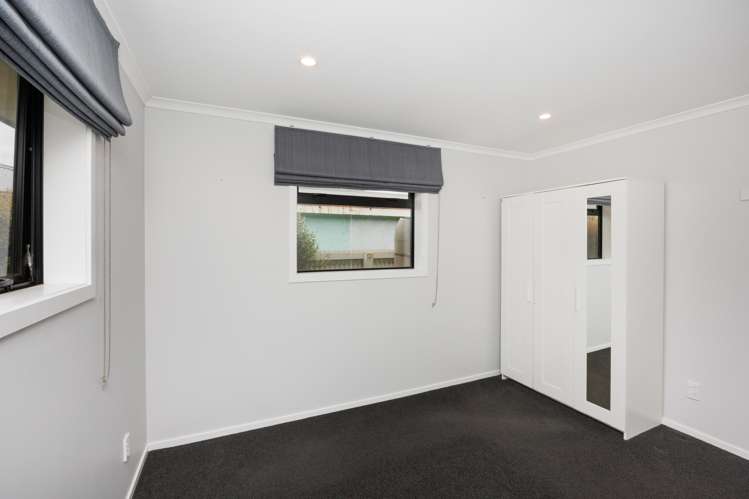 8B Sinclair Avenue Highbury_9