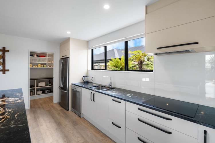 2 Hungerford Drive_3