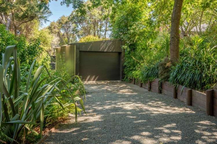 6890 Christchurch Akaroa Road Takamatua_75