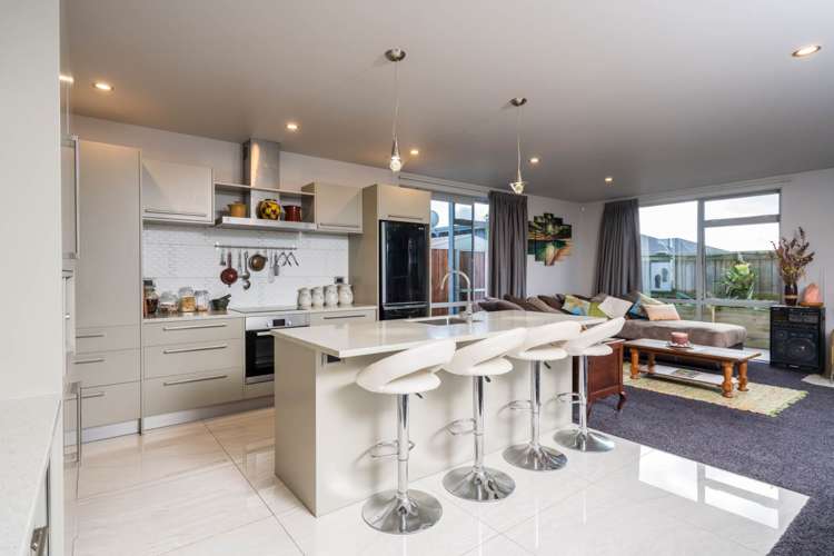 5 Martingale Lane One Tree Point_4