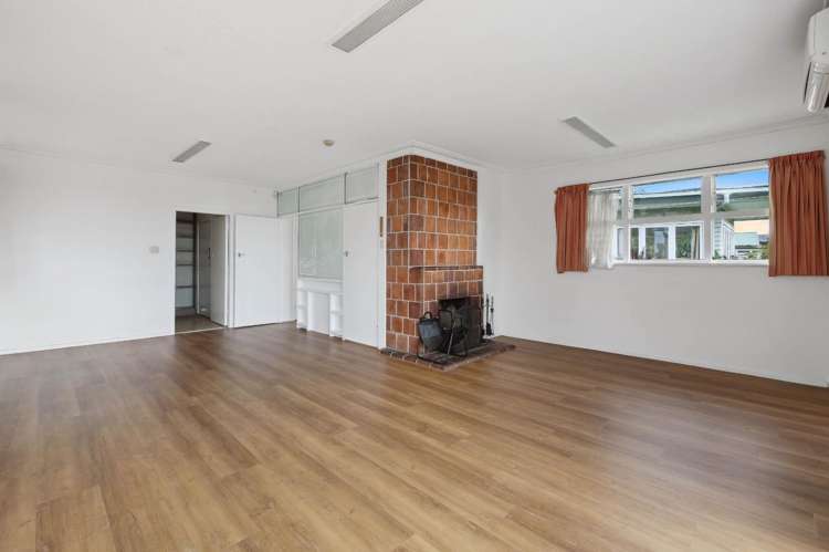 119 Te Atatu Road Te Atatu South_4