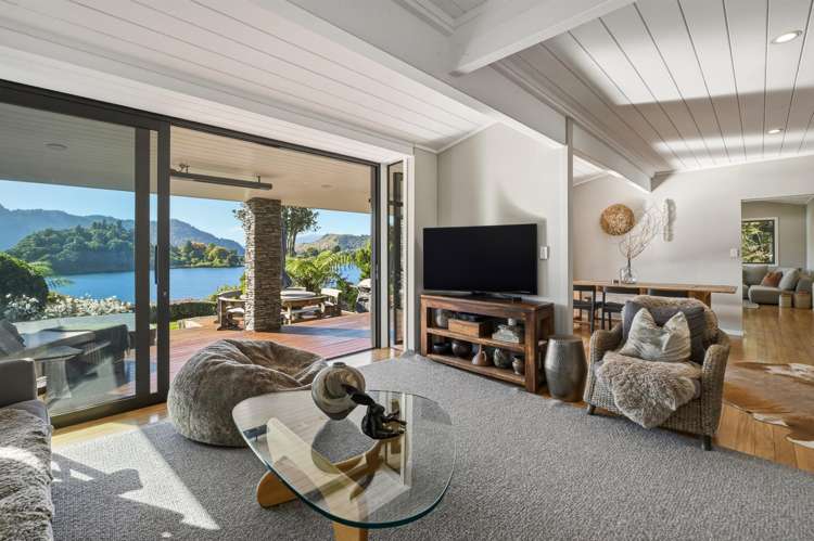 11 Calder Road Lake Okareka_6