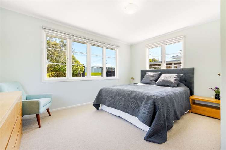1/10 Neil Avenue Te Atatu Peninsula_14