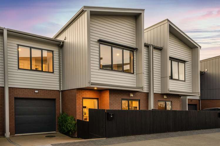 15 Moki Place Long Bay_20