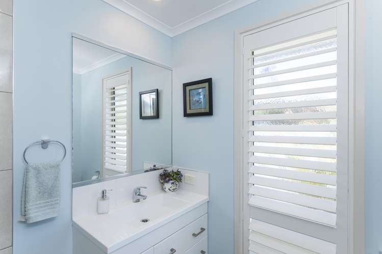 1 Hamilton Drive Wainui_13