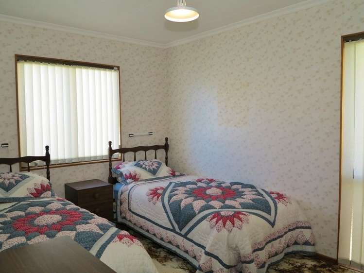 34 Beach Road Collingwood_12