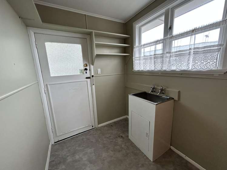 24A and 24B Clyde Street Tokoroa_18