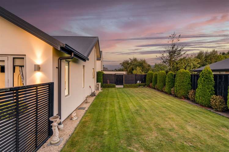 6 Lakebridge Place Parklands_4