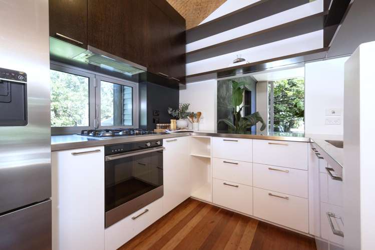 34 Karekare Road Karekare_12