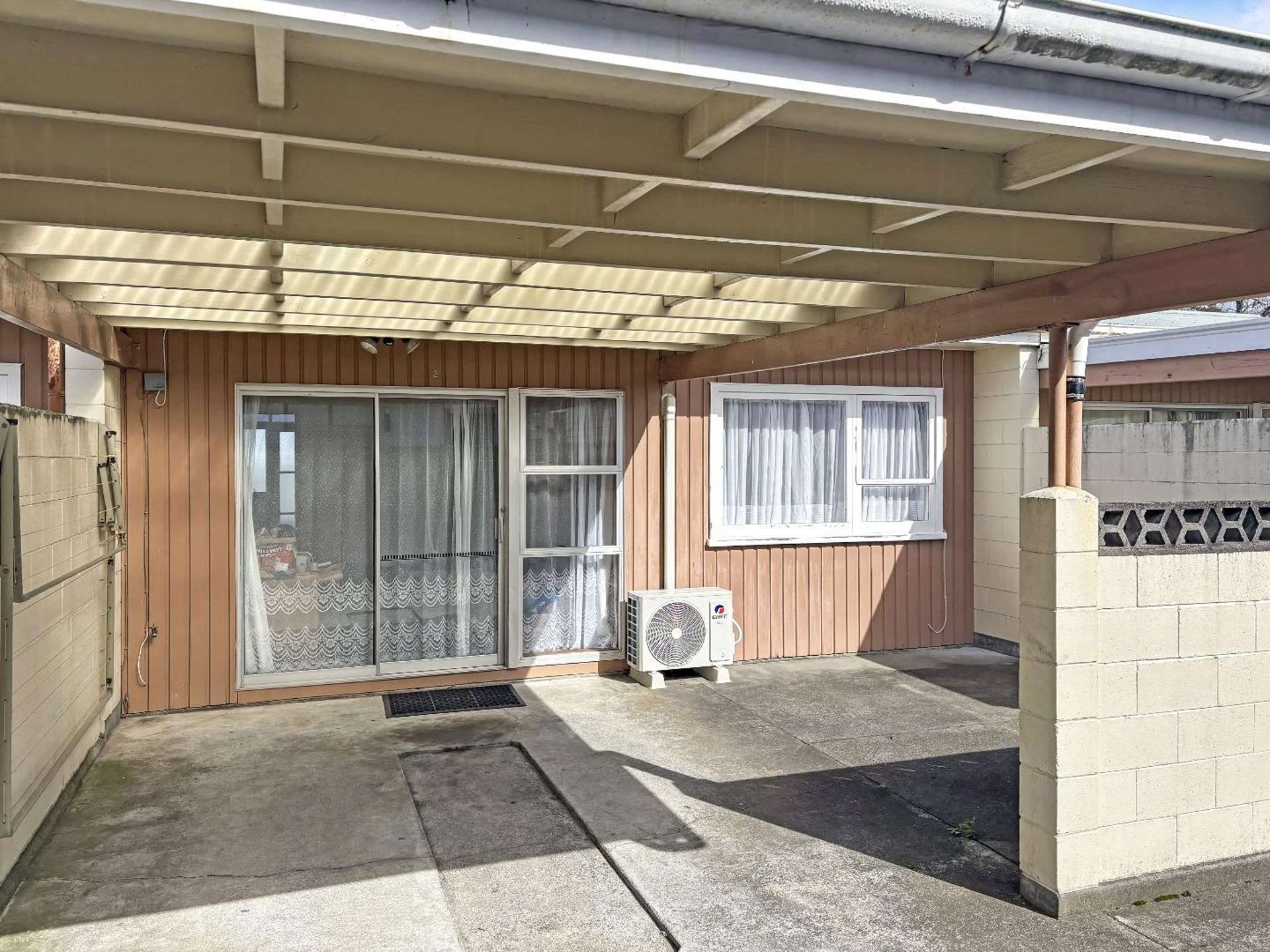 2/59 West Street 10930_0