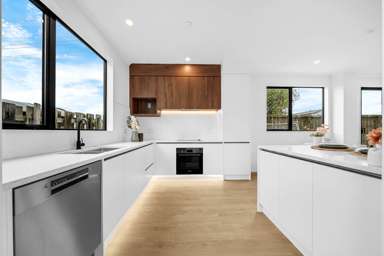 1-5/158 Browns Road_3