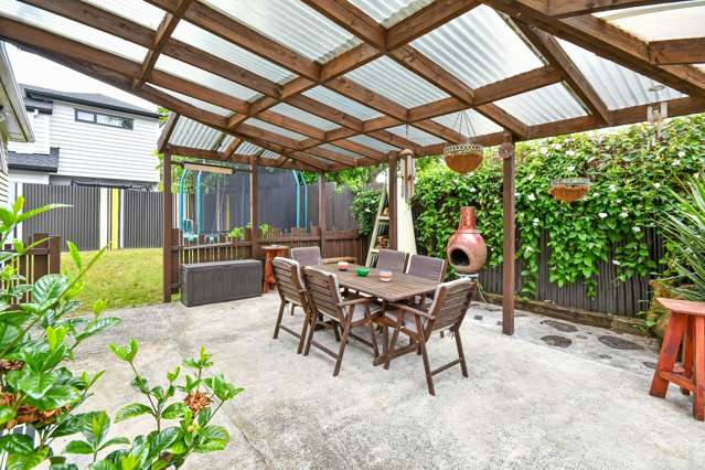 2/8 Waimana Road Conifer Grove_1