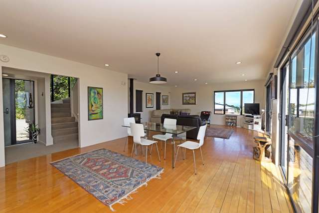 90 Domain Crescent Muriwai_4